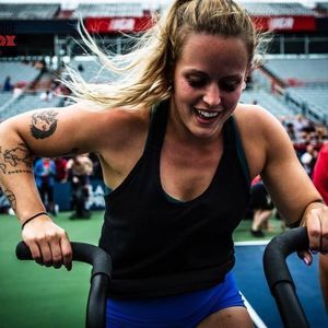 Meet your Posher, Tarina